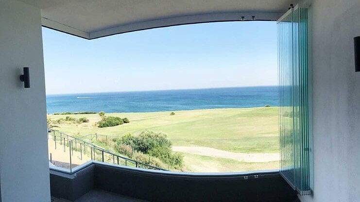 cortinas deslizantes de cristal