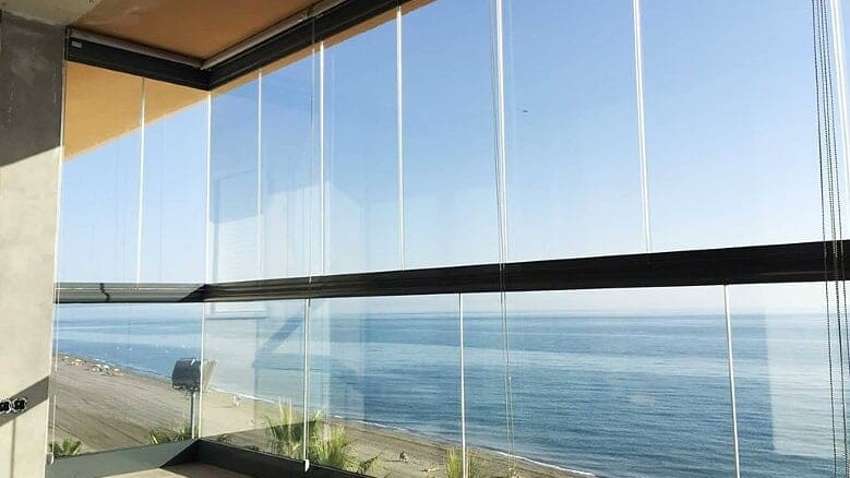 cortinas deslizantes de cristal