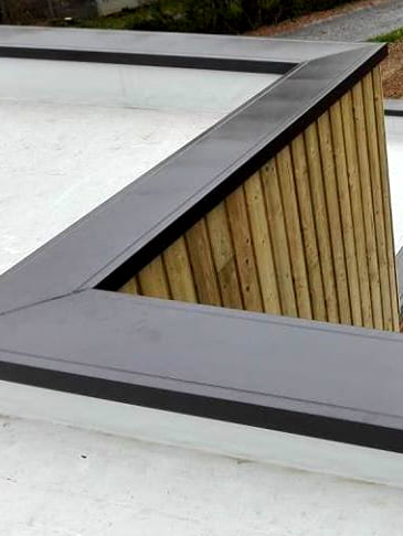 embellecedor en aluminio